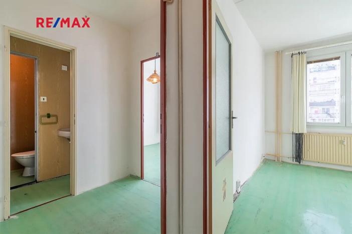 Prodej bytu 4+1, Plzeň, Strážnická, 78 m2