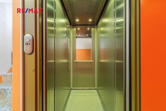 Prodej bytu 4+1, Plzeň, Strážnická, 78 m2