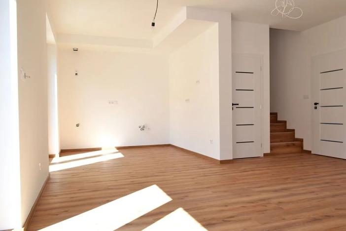 Prodej rodinného domu, Jenišov, Slunná, 117 m2