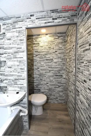 Pronájem bytu 1+1, Chomutov, Jirkovská, 36 m2