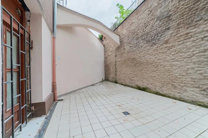 Pronájem obchodního prostoru, Praha - Žižkov, Ježkova, 64 m2