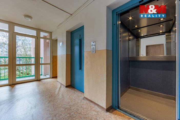 Prodej bytu 2+1, Teplice, Alejní, 46 m2