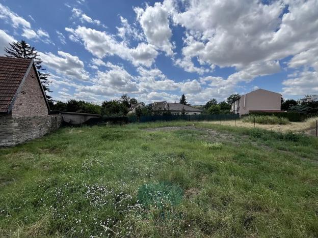 Prodej pozemku pro bydlení, Tursko, 654 m2