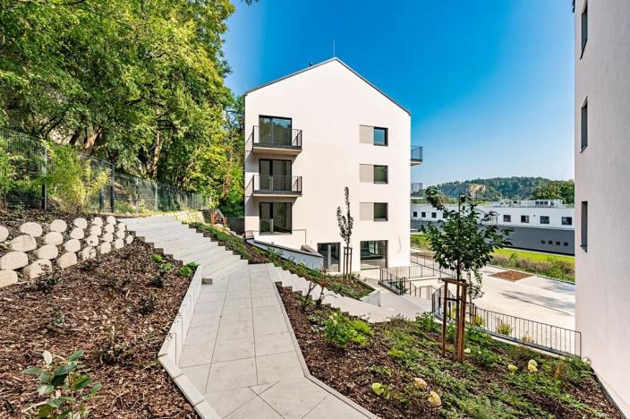 Pronájem bytu 2+kk, Praha - Hlubočepy, Na Zlíchově, 38 m2