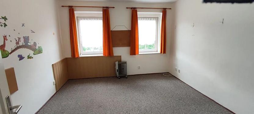 Prodej bytu 3+1, Cheb, Obětí nacismu, 67 m2