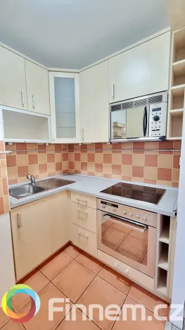 Prodej bytu 2+1, Praha - Řepy, Skuteckého, 47 m2