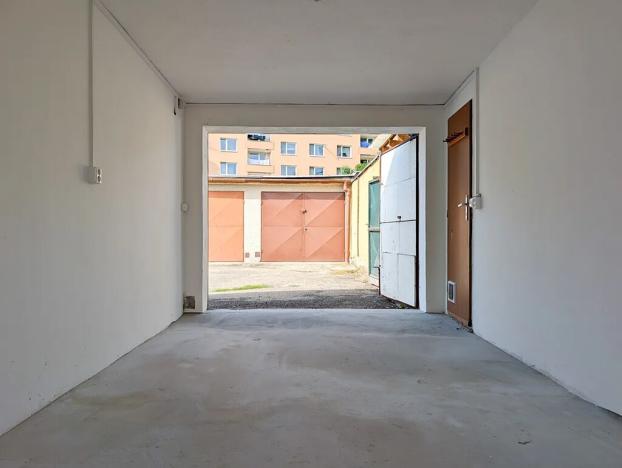 Prodej garáže, Brno, Krajní, 16 m2