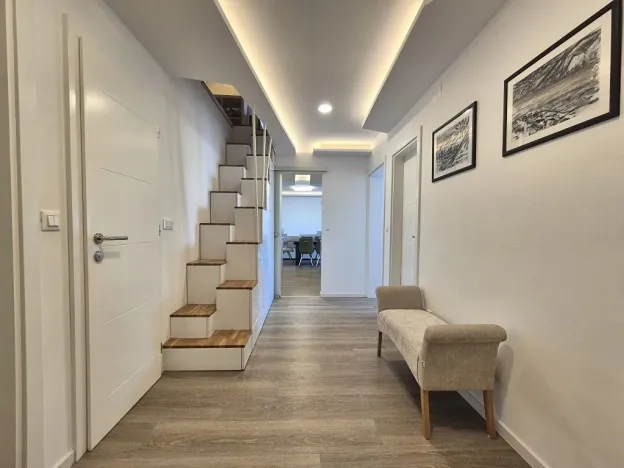 Prodej bytu 3+kk, Krk, Chorvatsko, 130 m2