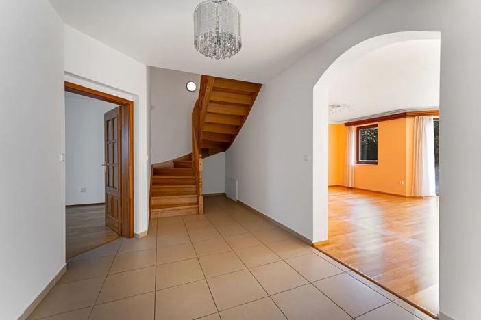 Pronájem rodinného domu, Praha - Křeslice, Pod ovčínem, 300 m2