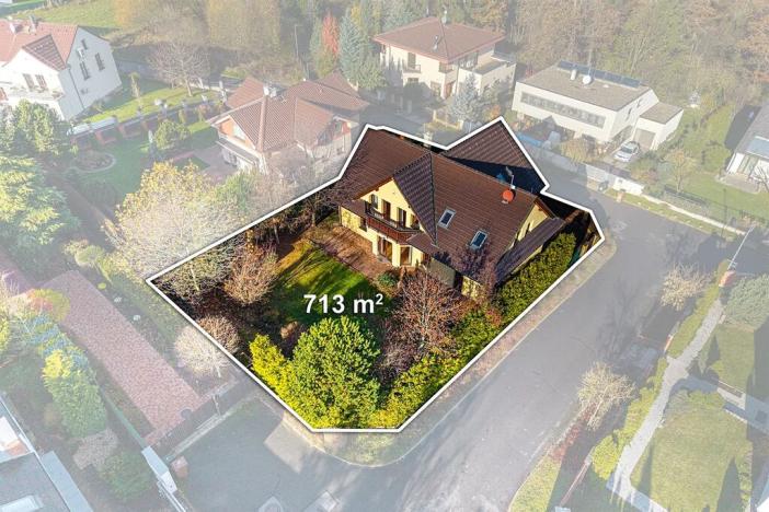 Pronájem rodinného domu, Praha - Křeslice, Pod ovčínem, 300 m2