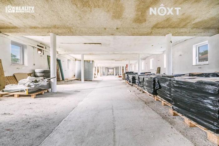 Prodej skladu, Letonice, 1758 m2