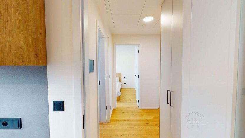 Pronájem bytu 2+kk, Praha - Troja, Pod Hrachovkou, 45 m2