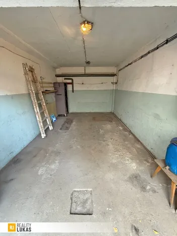 Pronájem garáže, Ostrava, Vítězná, 17 m2