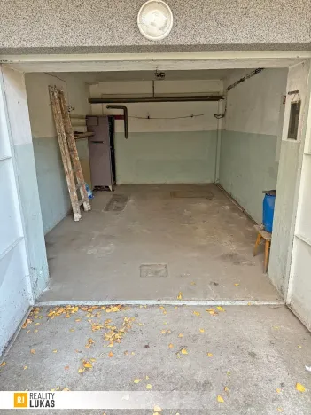 Pronájem garáže, Ostrava, Vítězná, 17 m2