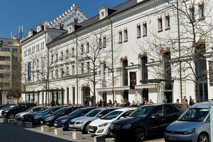 Pronájem kanceláře, Praha - Holešovice, U průhonu, 250 m2