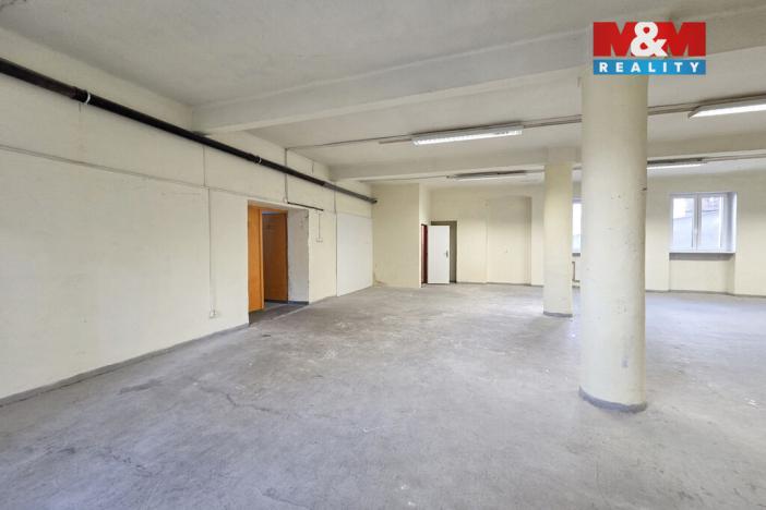 Pronájem obchodního prostoru, Karlovy Vary - Doubí, Studentská, 157 m2