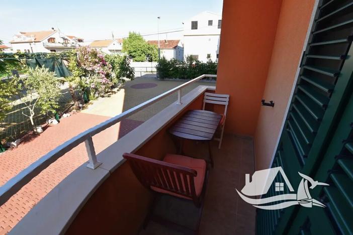 Prodej vícegeneračního domu, Vodice, Chorvatsko, 1230 m2