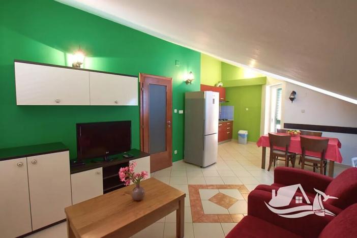 Prodej vícegeneračního domu, Vodice, Chorvatsko, 1230 m2