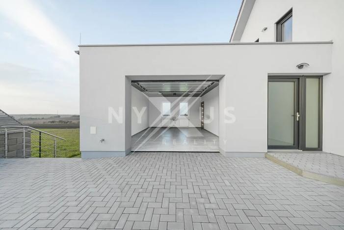 Prodej rodinného domu, Žižice, 228 m2