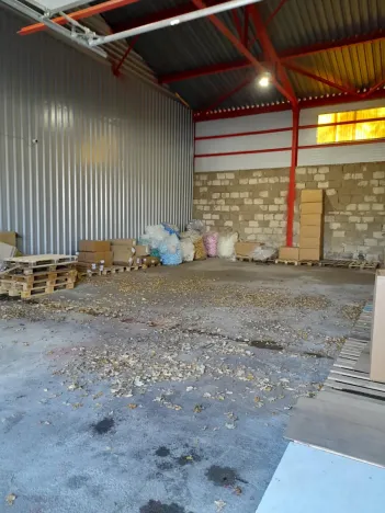 Pronájem skladu, Baška, 555 m2