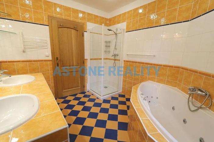 Pronájem rodinného domu, Praha - Koloděje, Kvasinská, 200 m2