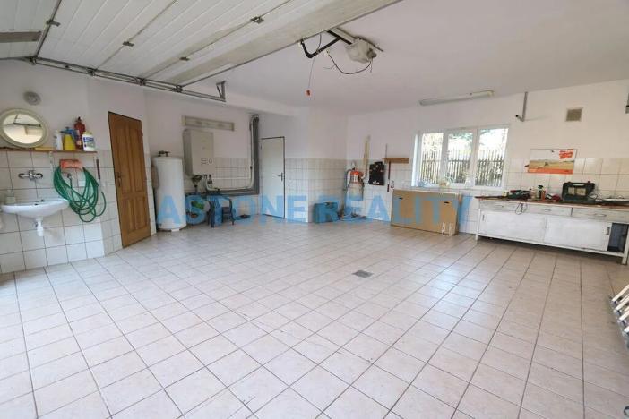 Pronájem rodinného domu, Praha - Koloděje, Kvasinská, 200 m2