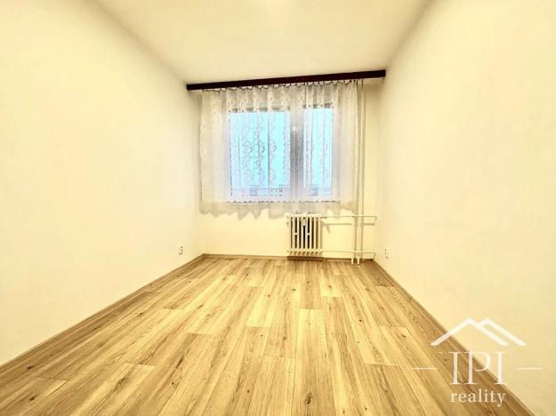 Pronájem bytu 2+kk, Praha - Střížkov, Šluknovská, 39 m2