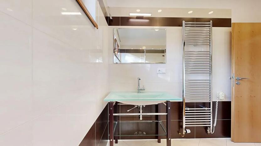 Prodej rodinného domu, Vrané nad Vltavou, 187 m2