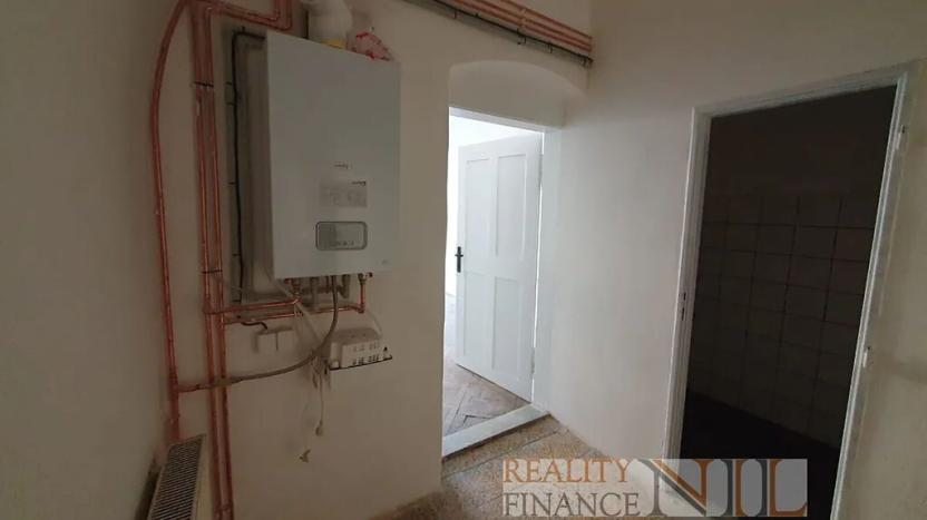 Pronájem bytu 2+kk, Plzeň, náměstí Republiky, 62 m2