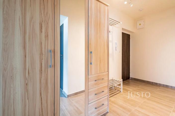 Pronájem bytu 2+kk, Uherské Hradiště, Jabloňová, 56 m2