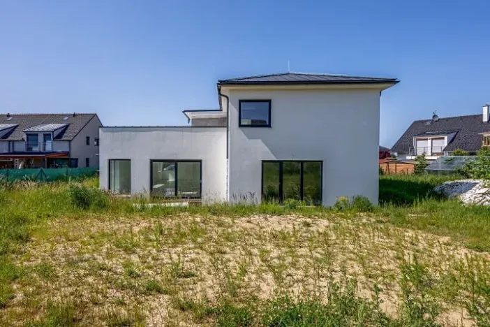 Prodej vily, Sulice, Na Okruhu, 365 m2