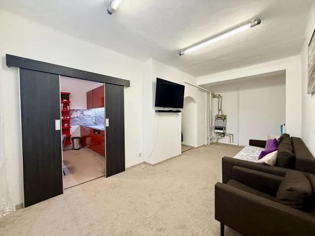 Prodej bytu 3+1, Starý Plzenec, Nerudova, 65 m2