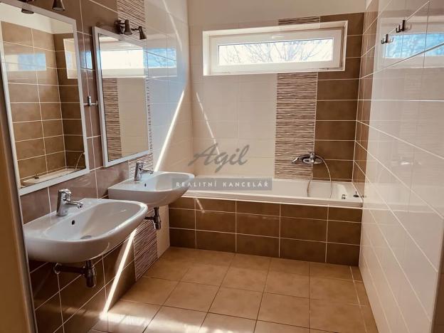 Prodej bytu 3+kk, Šlapanice, 128 m2