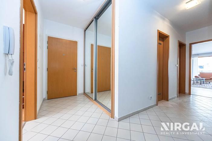 Pronájem bytu 3+kk, Praha - Liboc, Naardenská, 100 m2