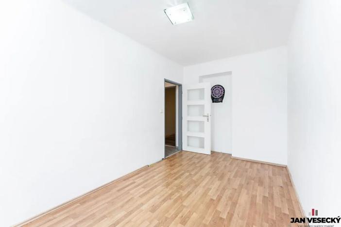 Pronájem bytu 3+1, Praha - Čakovice, U Párníků, 54 m2