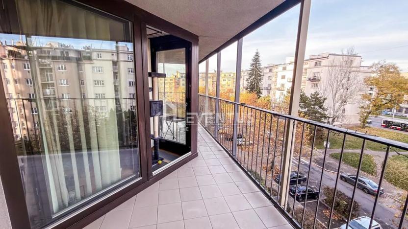 Pronájem bytu 3+kk, Praha - Žižkov, Ke kapslovně, 88 m2