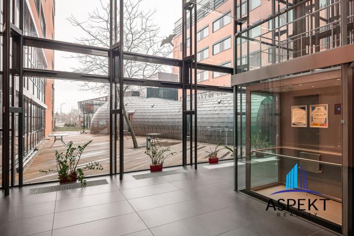 Pronájem kanceláře, Praha - Chodov, Líbalova, 107 m2