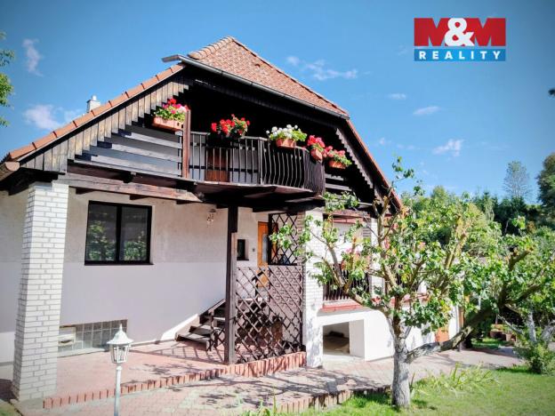 Prodej rodinného domu, Nepomyšl, 410 m2