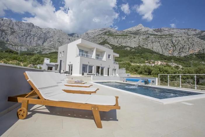 Prodej vily, Makarska, Chorvatsko, 240 m2