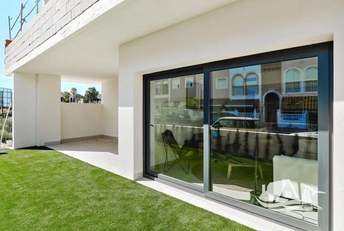 Prodej rodinného domu, Torrevieja, Španělsko, 77 m2