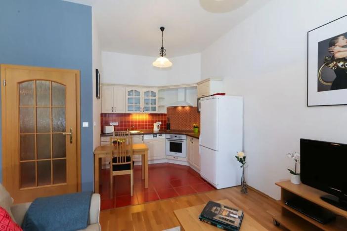 Pronájem bytu 1+kk, Praha - Vinohrady, Sázavská, 35 m2