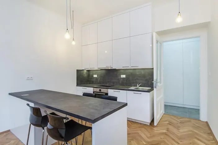 Prodej bytu 2+kk, Praha - Vršovice, Na spojce, 54 m2