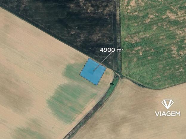 Prodej podílu pole, Suchohrdly, 816 m2