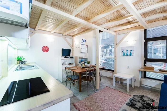 Prodej bytu 1+kk, Praha - Nové Město, Štěpánská, 39 m2