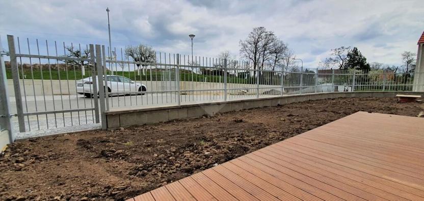 Pronájem bytu 2+kk, Praha - Královice, Ke Tvrzi, 120 m2