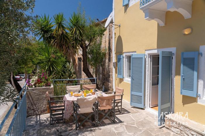 Prodej rodinného domu, Kefaloinia, Argostoli, Erissos, Řecko, 123 m2