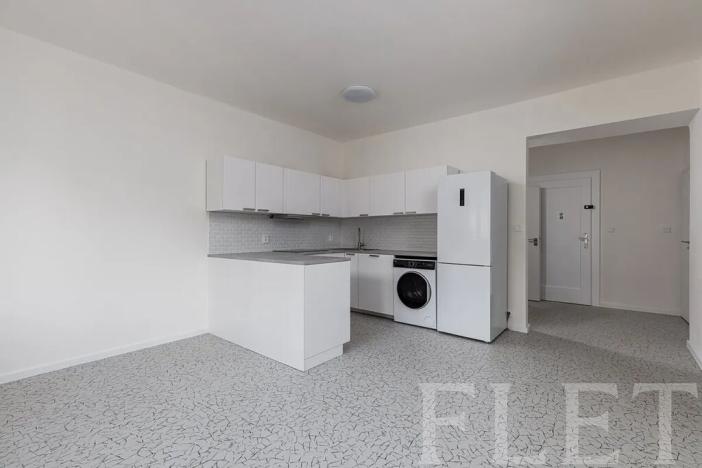 Pronájem bytu 2+kk, Praha - Libeň, Novákových, 40 m2
