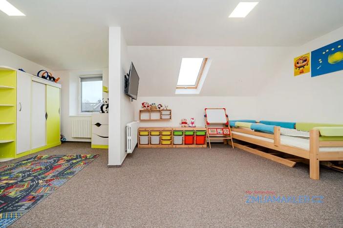 Prodej rodinného domu, Hlučín, Okružní, 277 m2