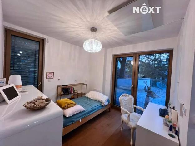 Pronájem rodinného domu, Praha - Klánovice, Aranžérská, 300 m2