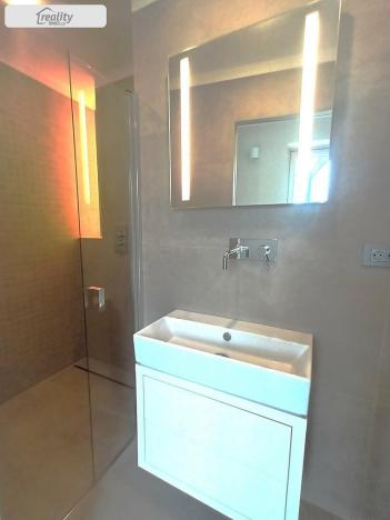 Pronájem bytu 4+kk, Praha - Nové Město, Ostrovní, 103 m2